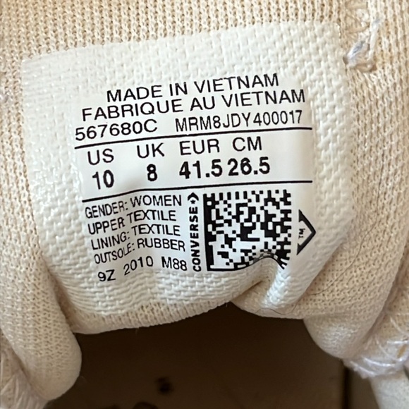 Converse Chuck Taylor All Star Lugged Low Top Sneaker - Picture 9 of 9